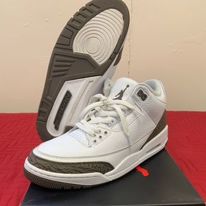 Jordan 3 “Mocha” sz 9.5 💯 Authentic